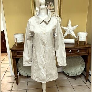 Cabela’s Women's Cream Fully Lined Button Front Collared Pockets Trench Coat Med